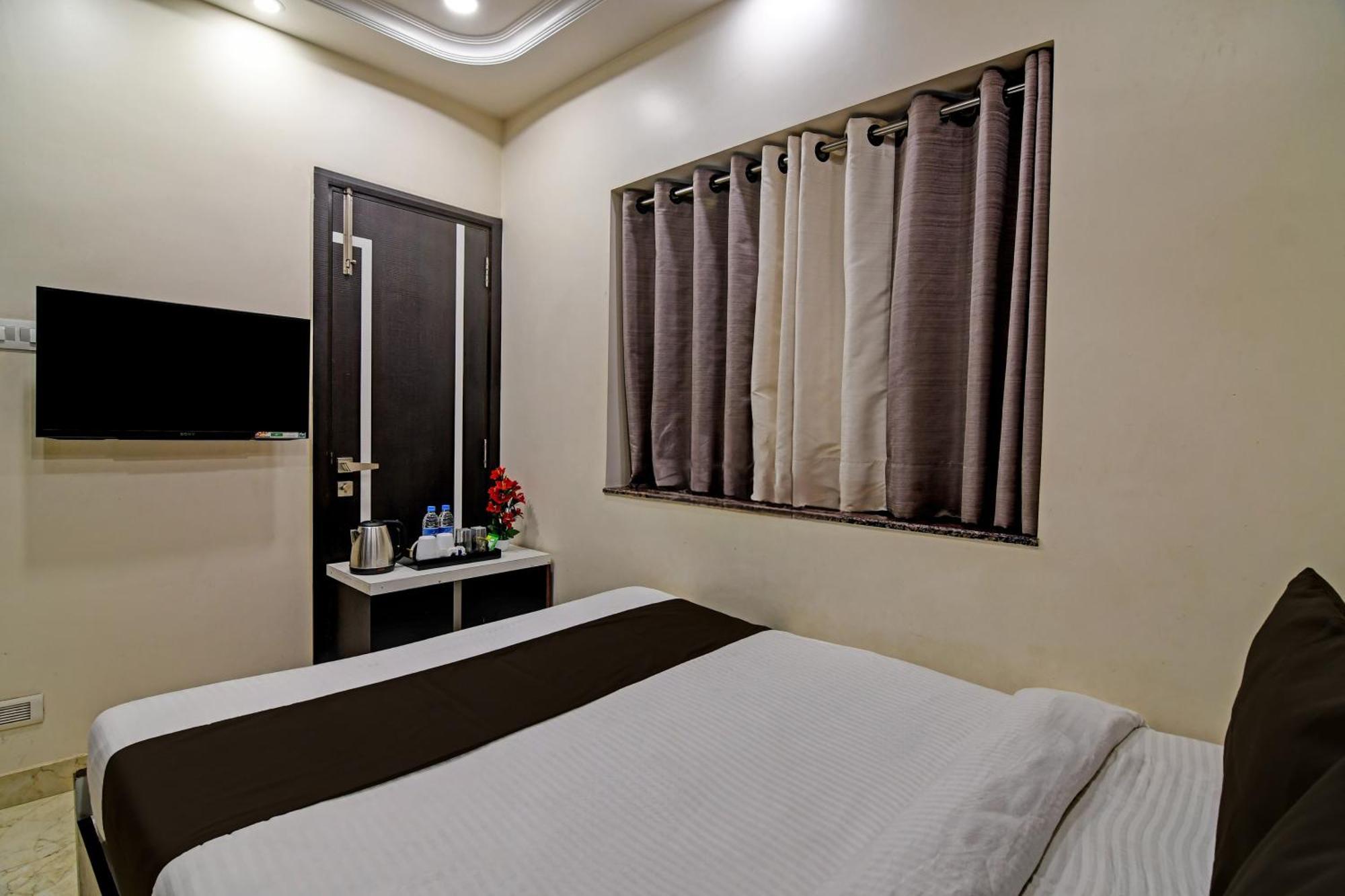 Hotel O Shivaalay Inn Near Newtown Bus Stand Calcutta Extérieur photo